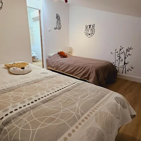 בית נופש Maison Renovee, Centre *