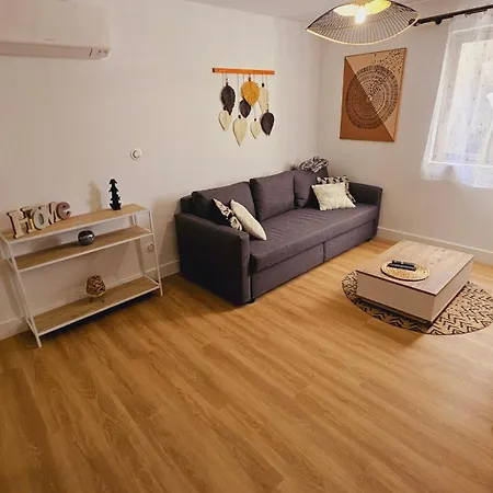 Maison Renovee, Centre
