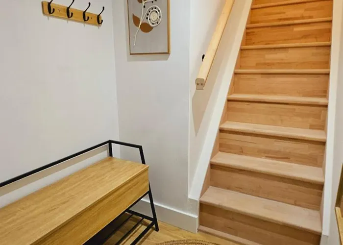 Maison Renovee, Centre Feriehus *