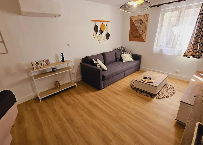 Maison Renovee, Centre